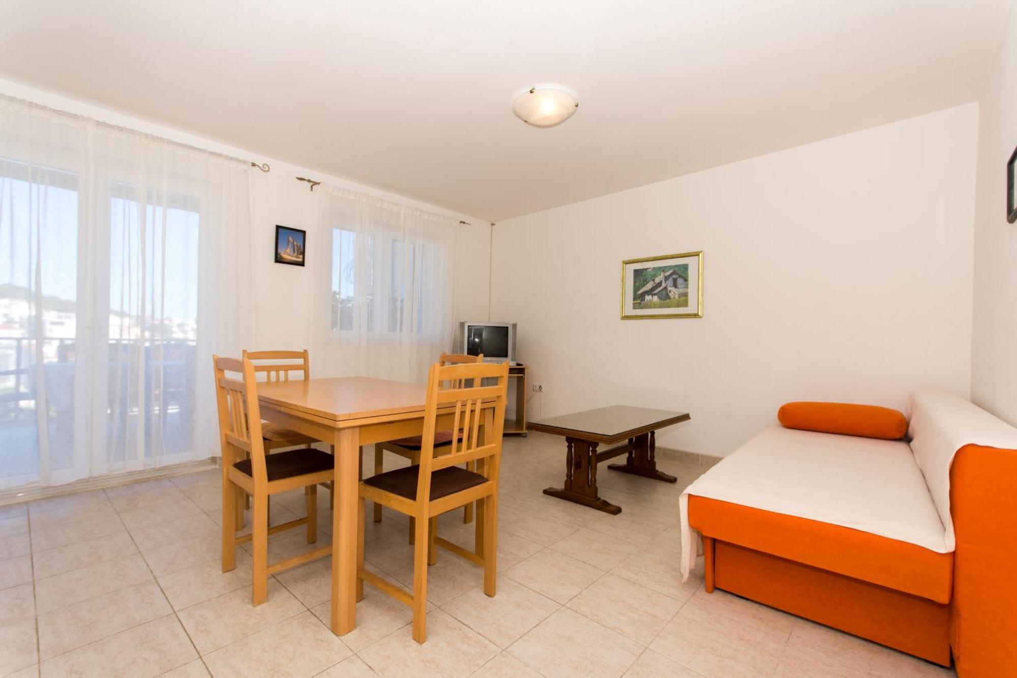 Apartments Marinana Ražanj Buitenkant foto