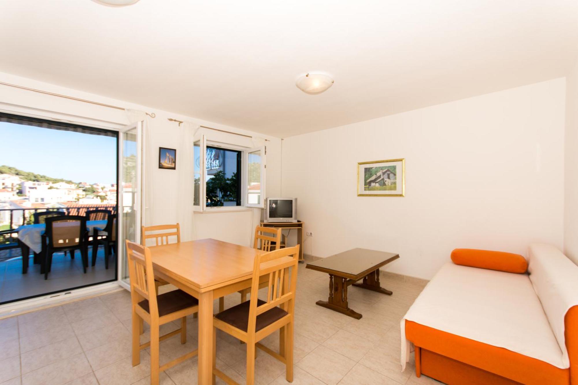 Apartments Marinana Ražanj Buitenkant foto