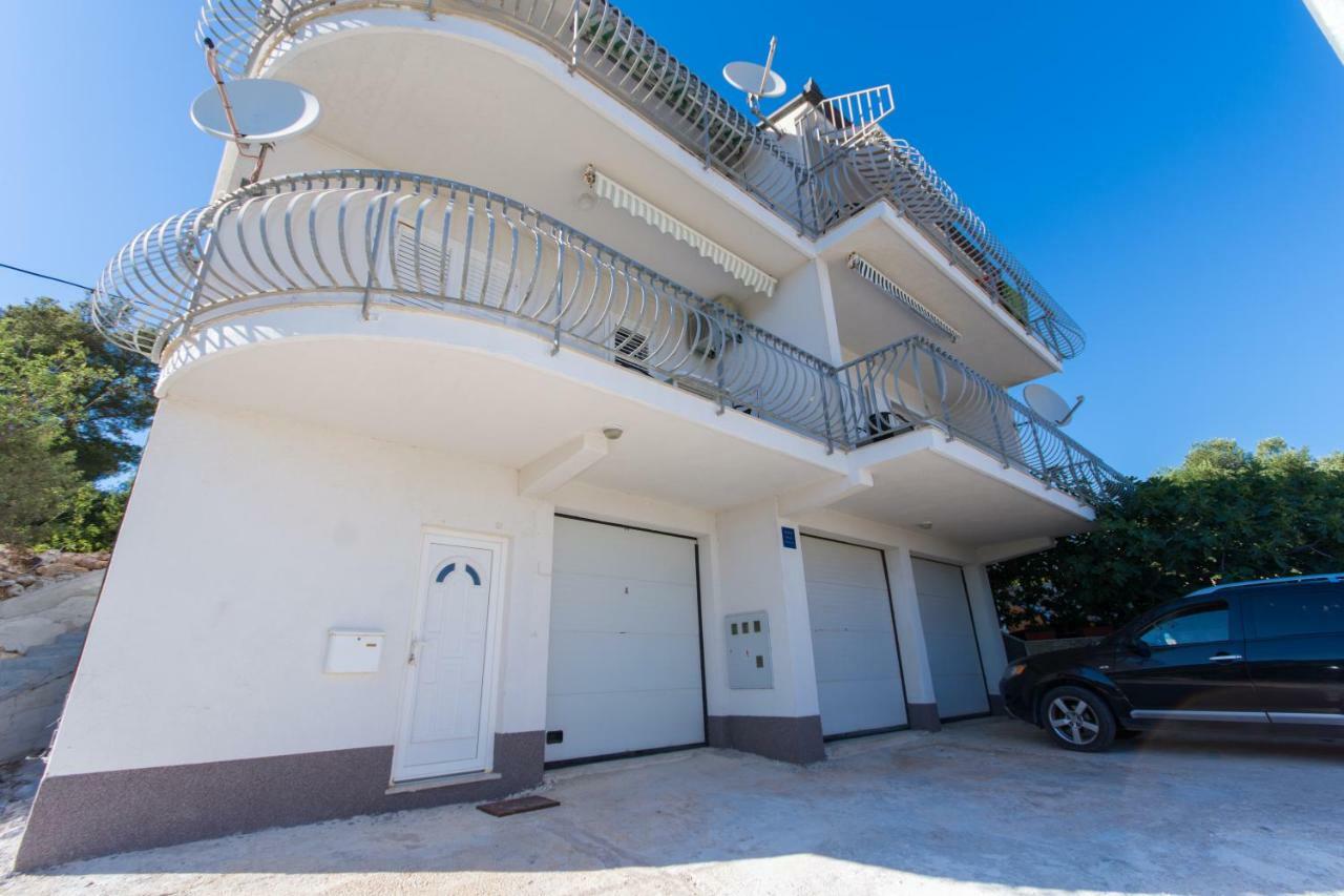 Apartments Marinana Ražanj Buitenkant foto
