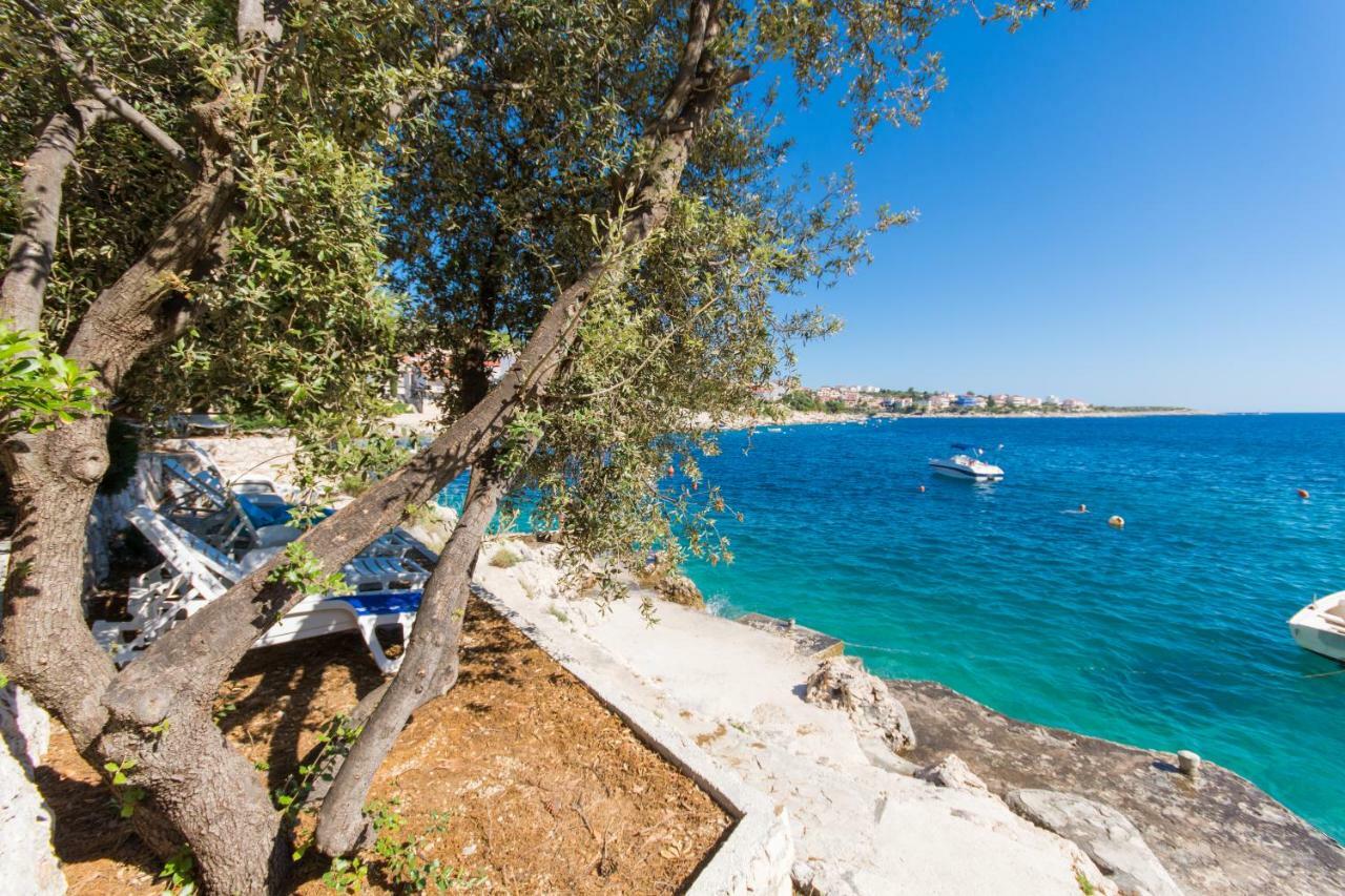 Apartments Marinana Ražanj Buitenkant foto